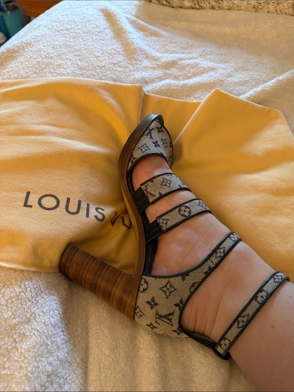 Louis Vuitton Monogram Block Heel Sandals Navy Denim Mini Lin size 5 (35) - Picture 10 of 12